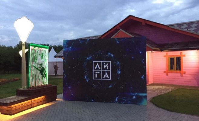 Наружная реклама: какие материалы выдерживают погоду