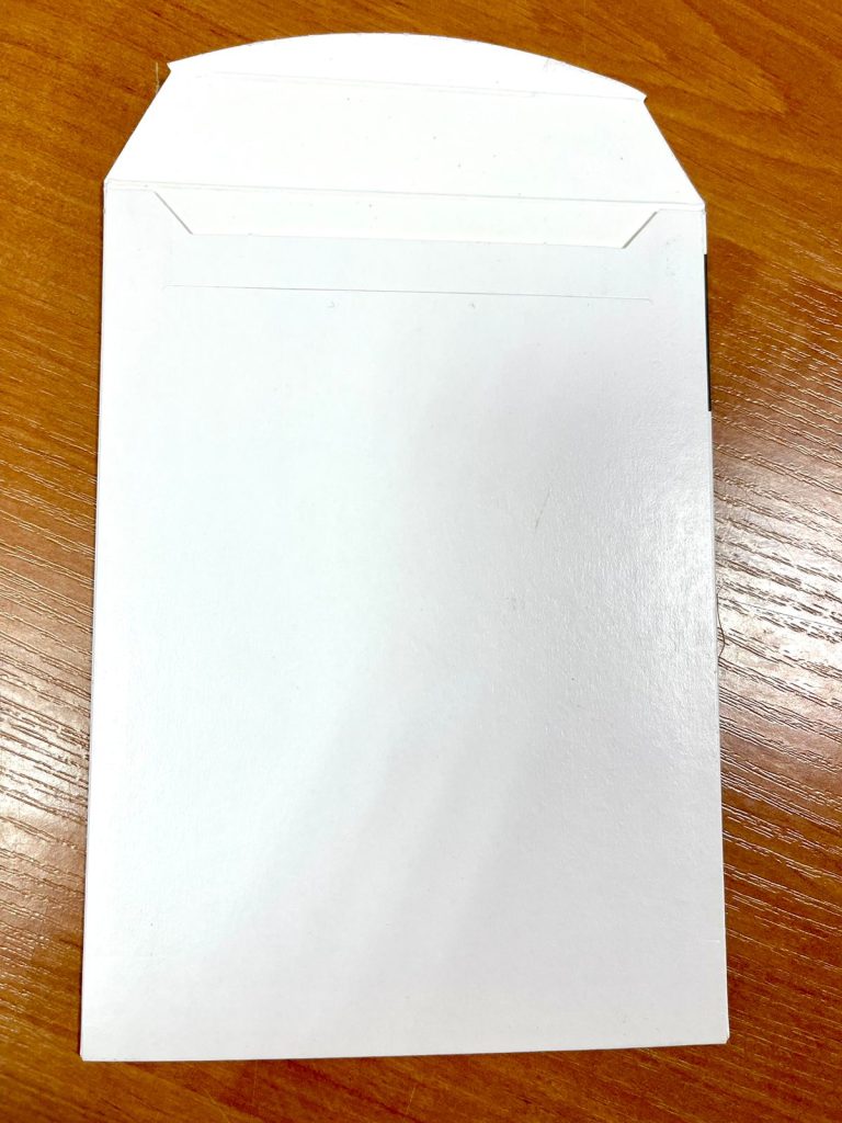 Упаковка из картона для пленки