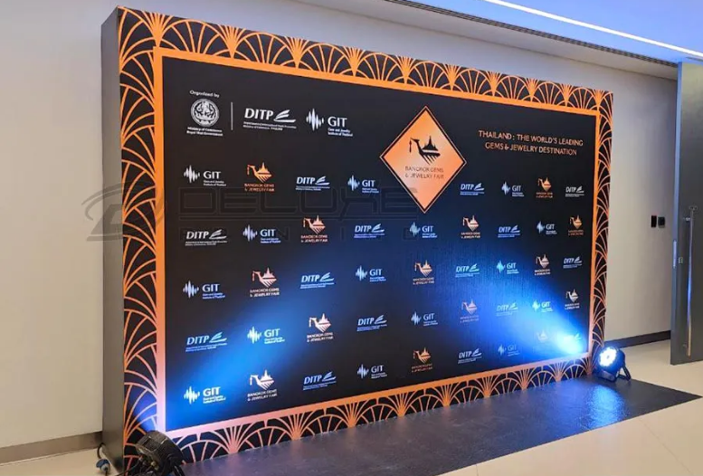 Печать для мероприятий - Пресс-воллы - типография полного цикла Полисервис